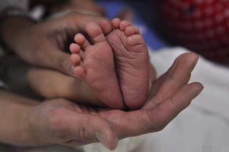 新生儿护理知识大全,新手爸妈必看